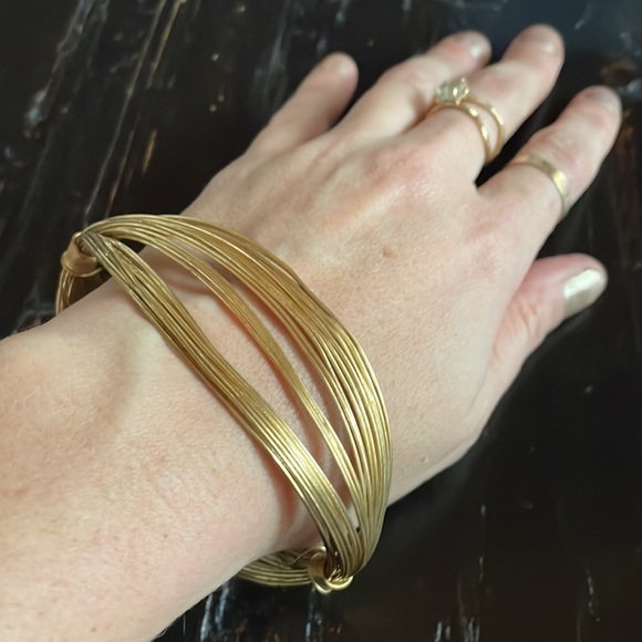 Gold multi string metal bracelet - Picture 2 of 2